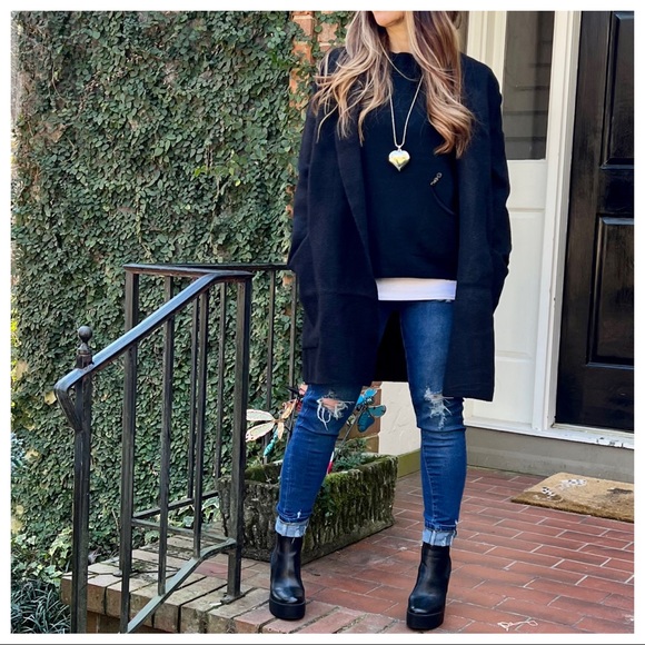 ShopEvelynne Jackets & Blazers - PARIS Oversized Black Knit Front pockets Jacket - S - NWT.